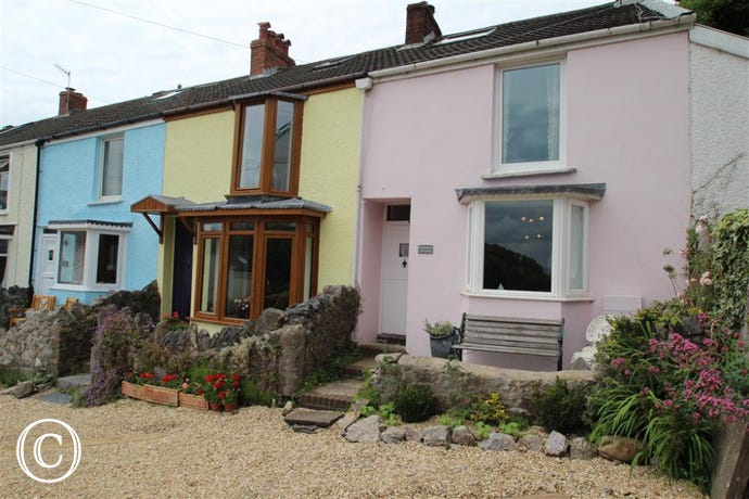 Mumbles self catering cottage Periwinkile Cottage, Bryn Terrace, Mumbles