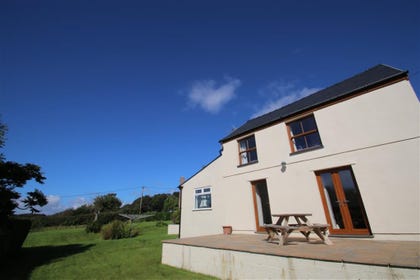Holiday Cottages In Llangennith Home From Home